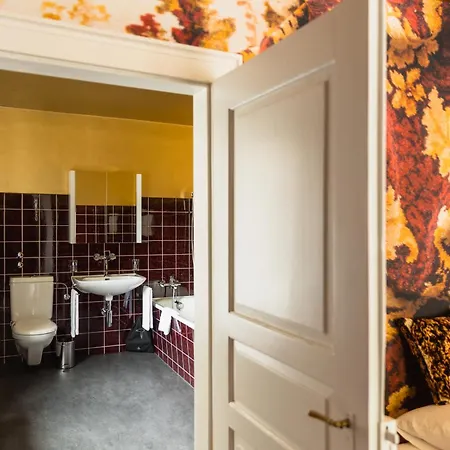 Post Loewe Mulegns Hotel Muhlen