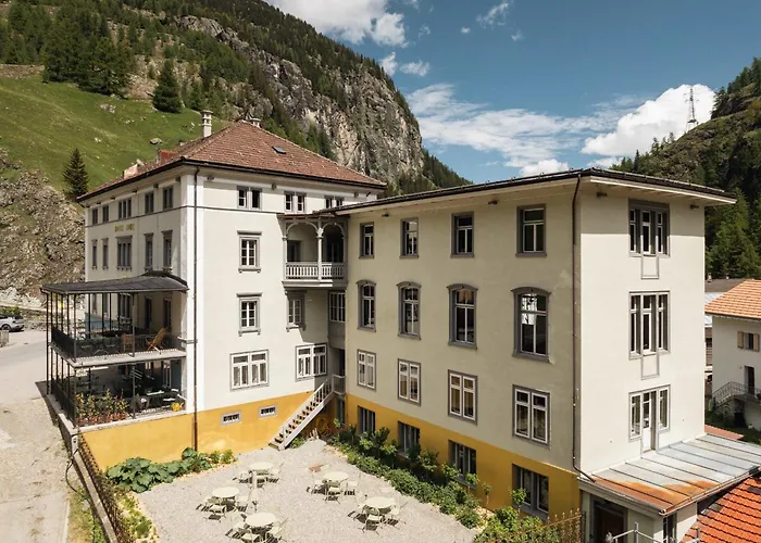 Hotel Post Loewe Mulegns *