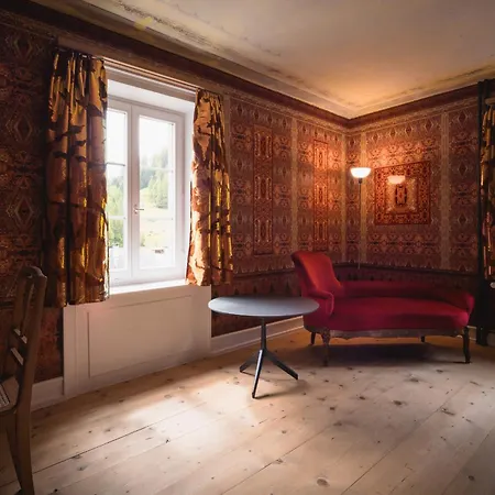 Post Löwe Mulegns Szálloda