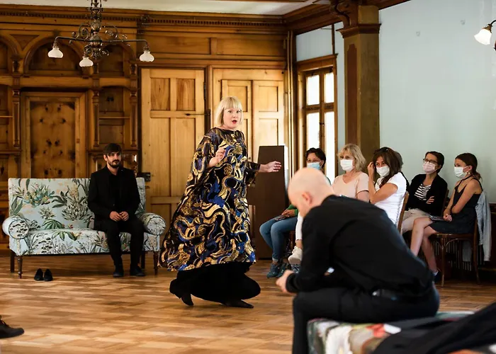 Post Löwe Mulegns Hotel Muhlen