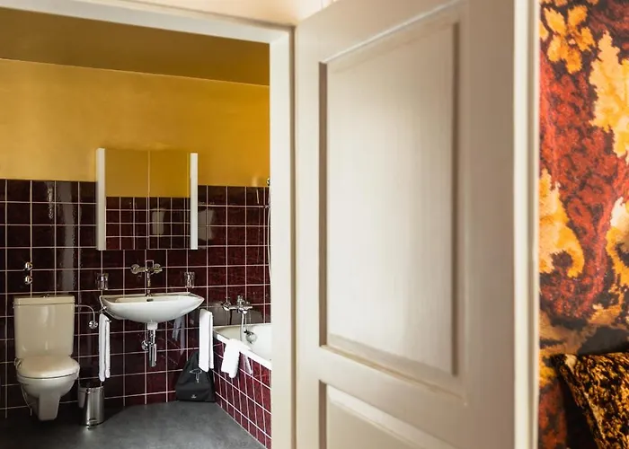 Post Löwe Mulegns Hotel Muhlen